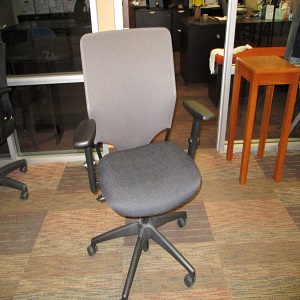 1-1361.JPG - Twin Cities Used Office Furniture