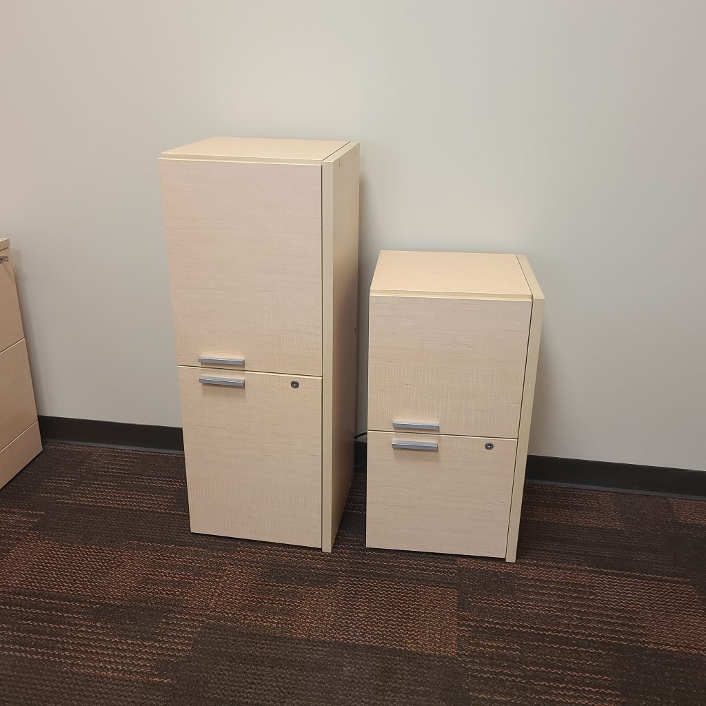 L shape oak hutch Twin Cities Used Office Furniture