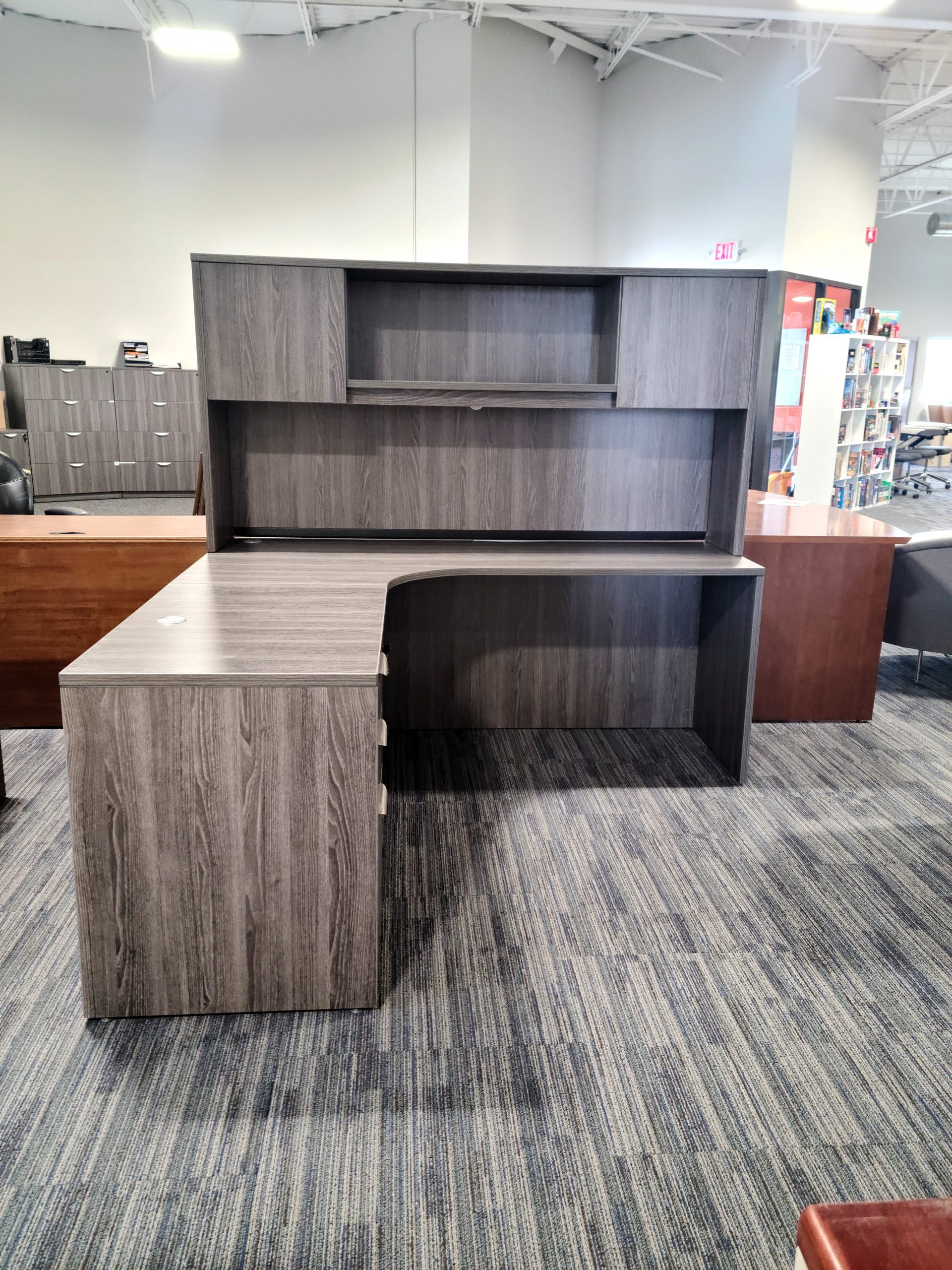gray woodgrain L with hutch 1 Twin Cities Used Office Furniture